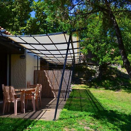 Отель Vvf Luberon Provence Мюр Экстерьер фото